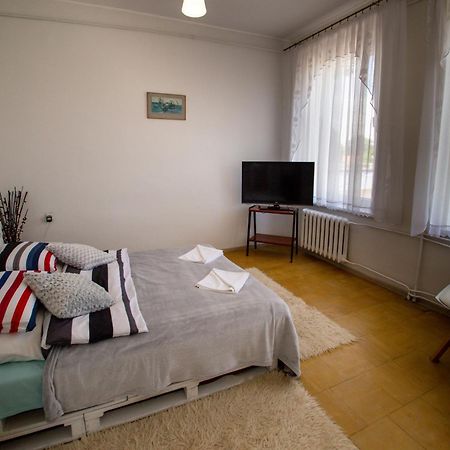 Zajazd Grodek Bujak Robert Naclegi I Restauracja Grodkow  Buitenkant foto