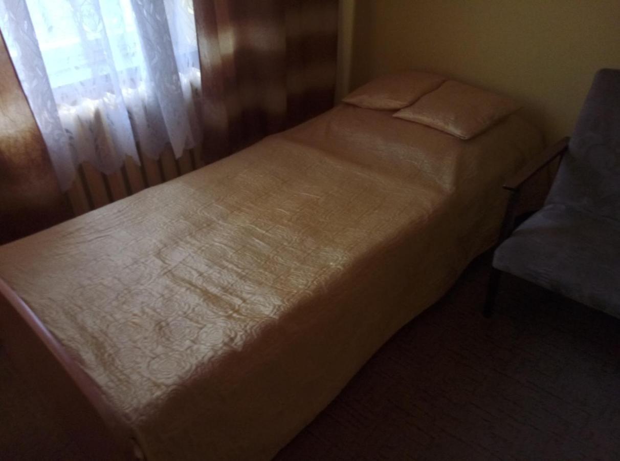 Zajazd Grodek Bujak Robert Naclegi I Restauracja Grodkow  Buitenkant foto